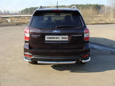 Защита заднего бампера центральная 60 мм ТСС для Subaru Forester SJ 2013-2016