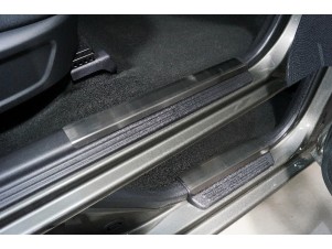 Накладки на пластиковые пороги лист шлифованный 4 шт для Great Wall Wingle № GRWALWING720-03